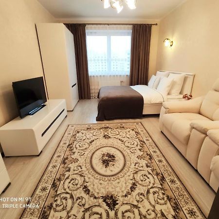 Comfort Apartments - Bright Family Suite Гродно Экстерьер фото