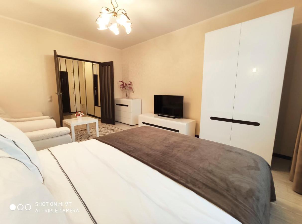 Comfort Apartments - Bright Family Suite Гродно Экстерьер фото