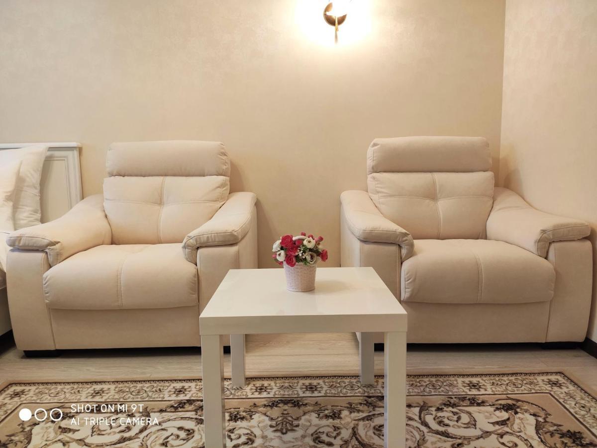 Comfort Apartments - Bright Family Suite Гродно Экстерьер фото
